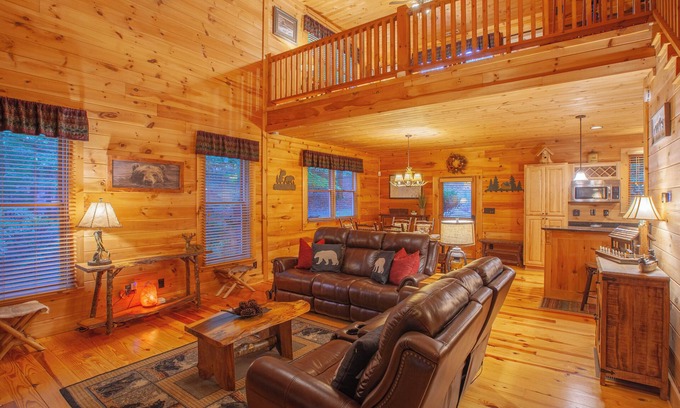 Blue Ridge Cabin | Private Blue Ridge Cabin – Hot Tub, Game Room & Fire Pit