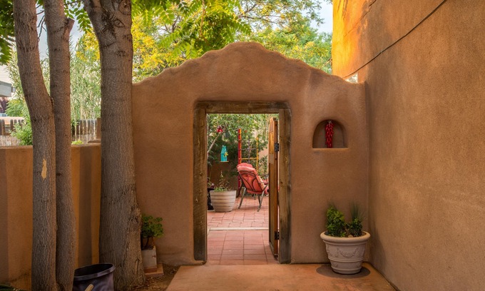 Old Town House | Private Casita - In The Heart Of Old Town - Walk To Everything.