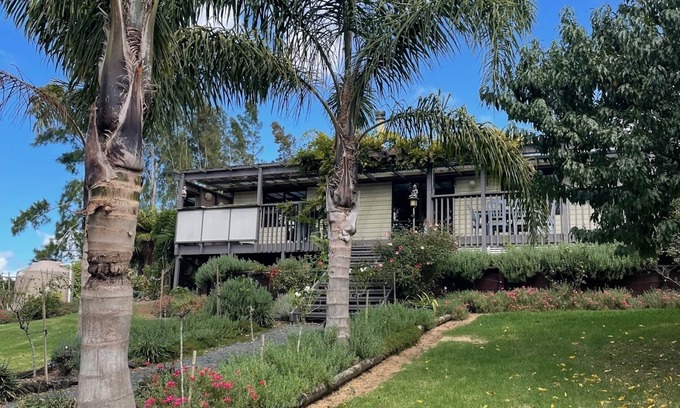Kerikeri Cottage | Private Cottage with garden ambience close to Kerikeri/Bay of Islands.