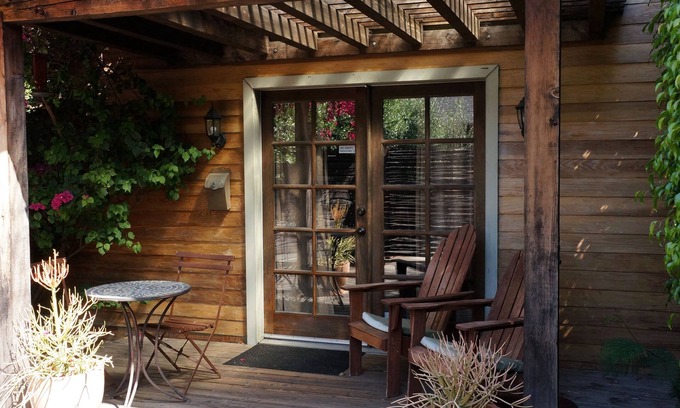 Hollywood House | Private Craftsman Cottage Netflix Paramount Warner Bros.Monthly Rates Available