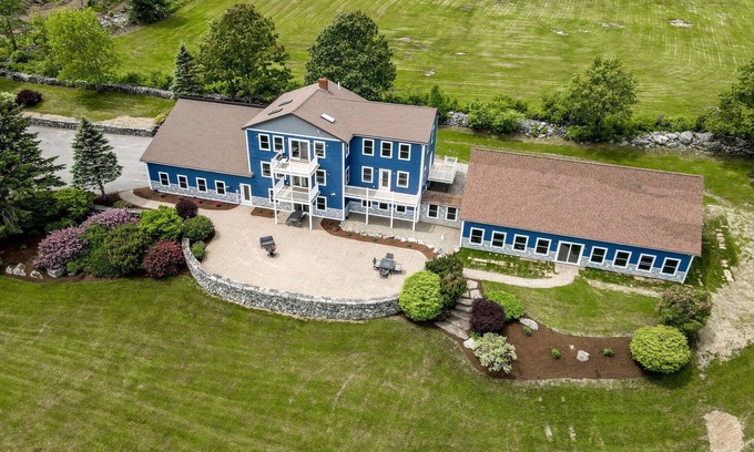 Liberty House | Private Getaway with Heated Indoor Pool!