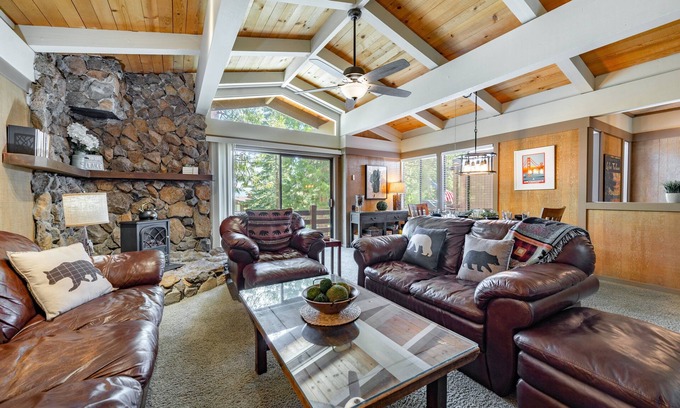 Tahoe City Condo | Private Hoa Beach, Pool and Hot Tub -Rocky Ridge Above The Lake