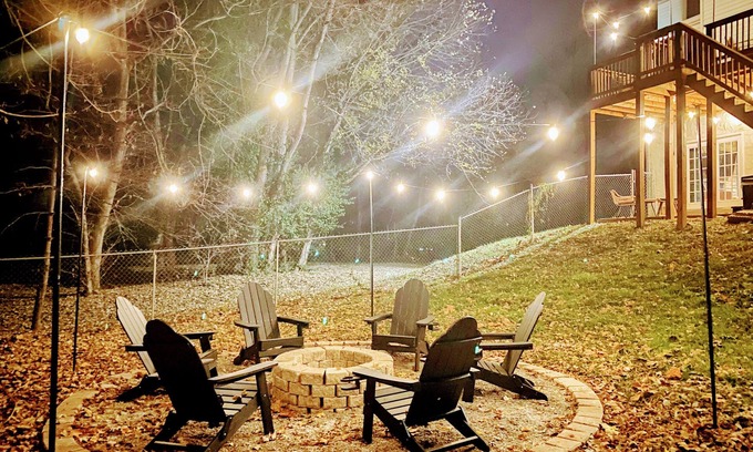 Prospect House | Private Home, Hot Tub near the Ohio River, Kentucky Derby, Bourbon Trail