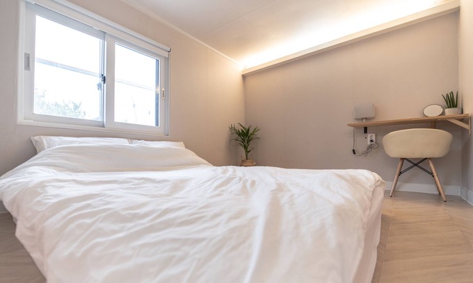 Namwon House | Private house in quite jeju village - JEJUASSI