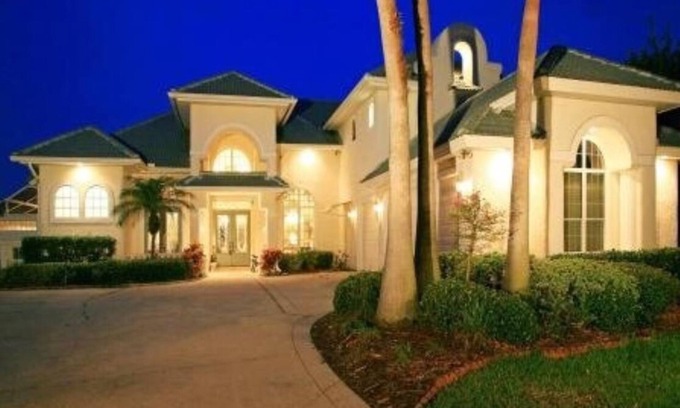 Ocoee Apartment | Private In-Law Suite with a lake view in a gated community