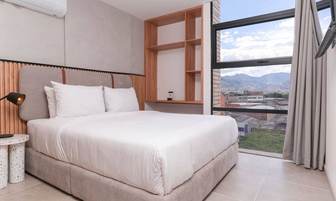 San Diego Apartment | Private Jacuzzi Haven - 1BR Apt in El Poblado