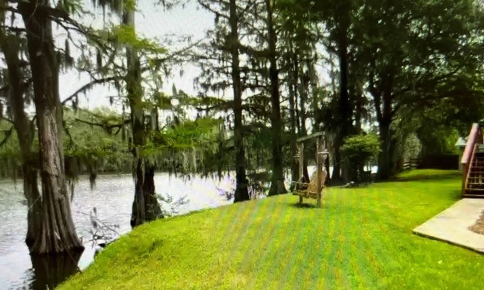 Redwood House | Private Lakefront House for Fishermen, Hunters, Lake-goers, and the Whole Famliy