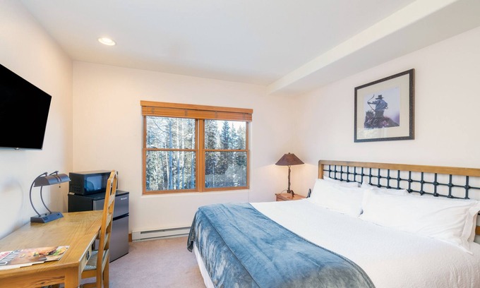 Mountain Village Hotel | Private Lock-Off Room With King Bed, Amenities
