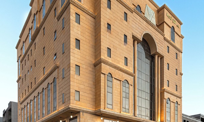 Al Khobar Apartment | Private Luxury Suites - Al Hamra