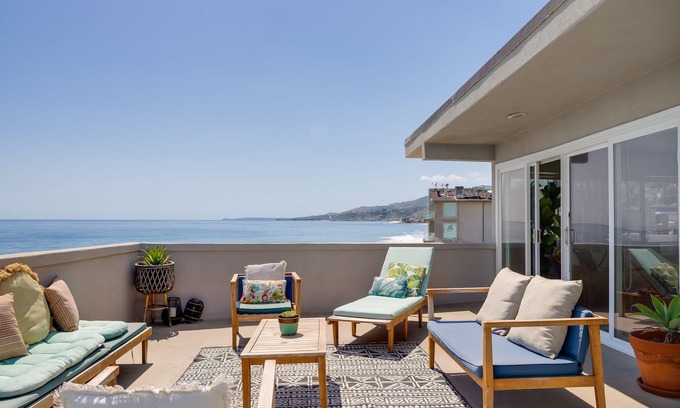 Eastern Malibu Apartment | Private Oceanfront Vacation Rental at Duke's Malibu
