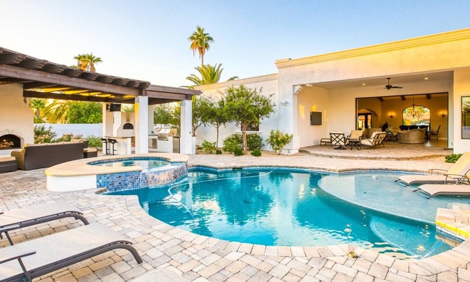 Tierra Feliz North House | Private Paradise Valley Villa - 6BR, Heated Pool, Spa & Mountain Views
