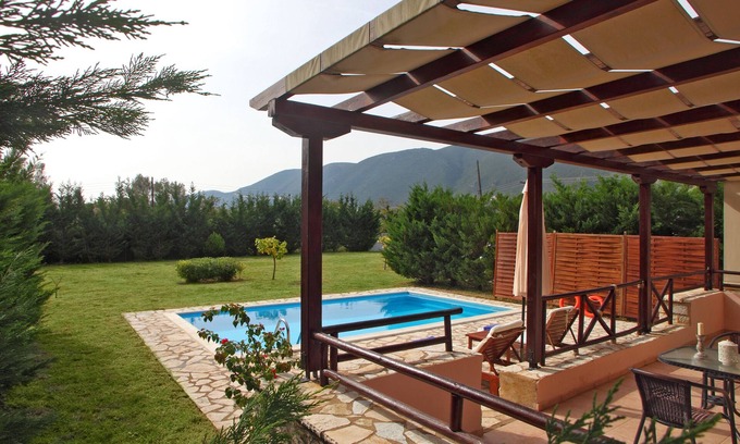 Evgiros Villa | PRIVATE POOL, ONE BEDROOM INDEPENDENT HOUSE