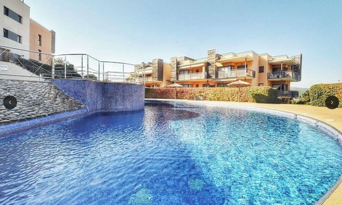 Lloret de Mar Apartment | Private property in front of Boadella beach