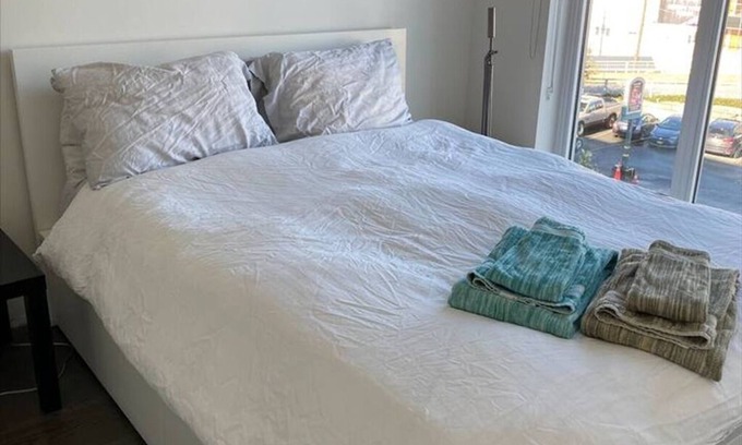 Fairview Apartment | Private room and washroom-Beautiful,Mountain view,fab location,bright space