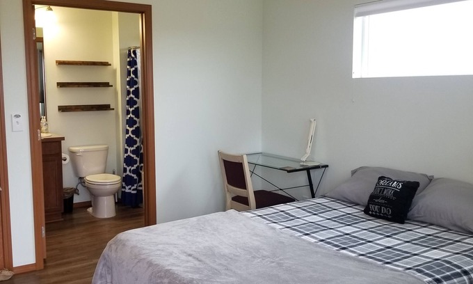 Medical Lake Apartment | Private room & bathroom near Fairchild AFB