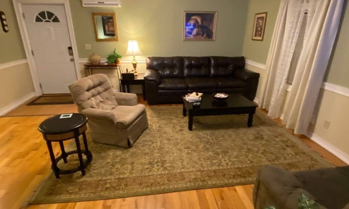 Waverly Apartment | Private, spacious and comfortable 2 bedrooms