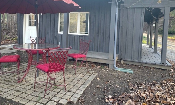 Cold Spring Cottage | Private studio cottage, completely redone