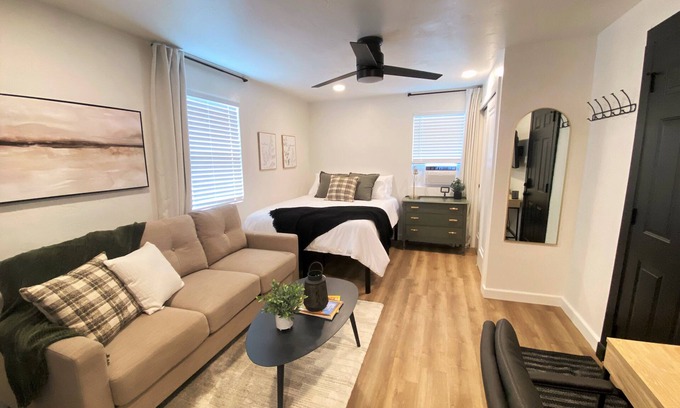 Central Colorado Springs Apartment | Private Studio Home - Walk to coffee/hospital/park