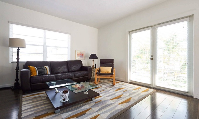 Lauderdale Beach Apartment | Private terrace, beach: 0.2 mile, F.Lauderdale, 2 rooms