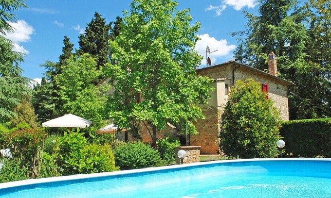 Gambassi Terme House | Private Villa with WIFI, private pool, TV, terrace, panoramic view, parking, close to San Gimignano