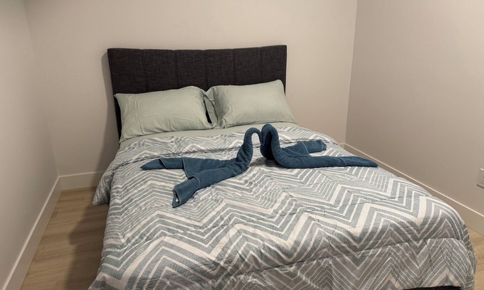 Northwest Edmonton House | Professional 2 Bedroom 1full bathroom