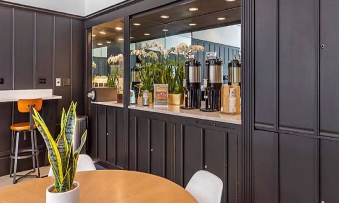 The Loop Hotel | Professional Hotel - Short distance to the AHR Expo