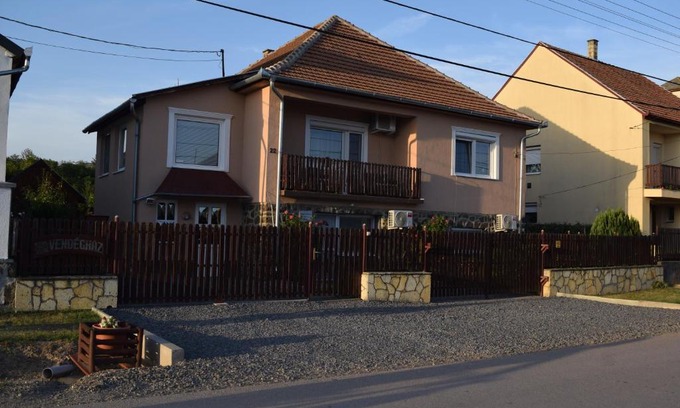 Tolcsva House | Prokop Vendégház