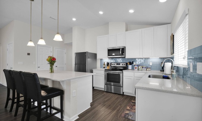 Yulee House | PROMO 20% WEEKLY/56% MONTHLY DISCOUNTn4-BR, Gateway to Amelia Island, Family