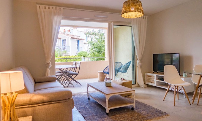Port Grimaud Apartment | PROMO-T2 GRIMAUD New Building 37m2