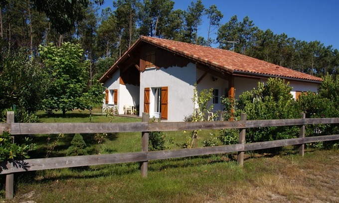 Lit-et-Mixe House | Promotion 2nd week of July. House 11 places edge forest landaise. π