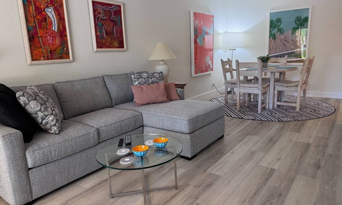 Palm Springs Condo | PS Villas II Getaway: Recently Renovated 1 BDR Ground Floor Condo Across from Ae