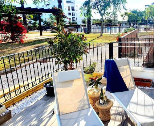 Caserio Los Tarquinos Apartment | Ptabaja. a pie de piscina en el Valle Golf Resort