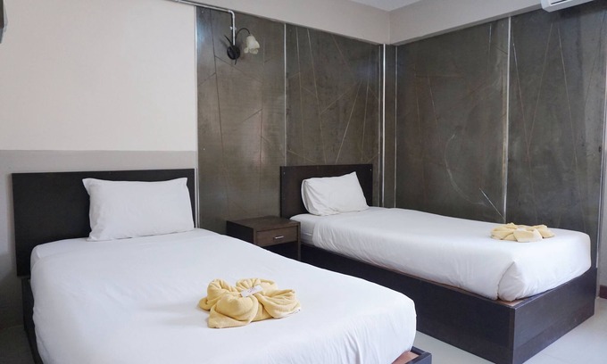 Hua Wiang Hotel | Puangpech Hotel