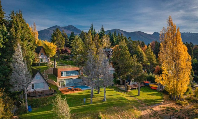 San Carlos de Bariloche House | Puerto Serena Cabañas