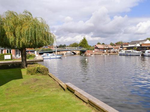 Wroxham House | Puffin Cottage