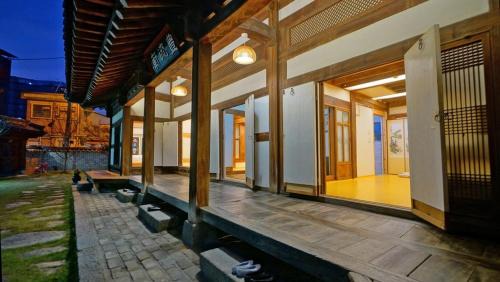 Jeonju House | Pungryuheon Hanok private house