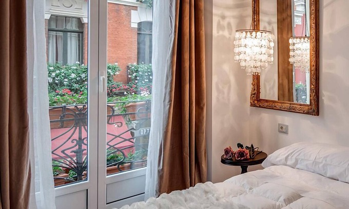Old Town Hotel | Purple Dog Suites
