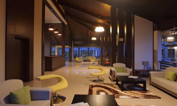 Kushalnagar Hotel | Purple Palms Resort & Spa