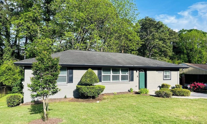 Candler-McAfee House | Quaint 3-Bedroom Haven: Cozy Retreat in Metro ATL