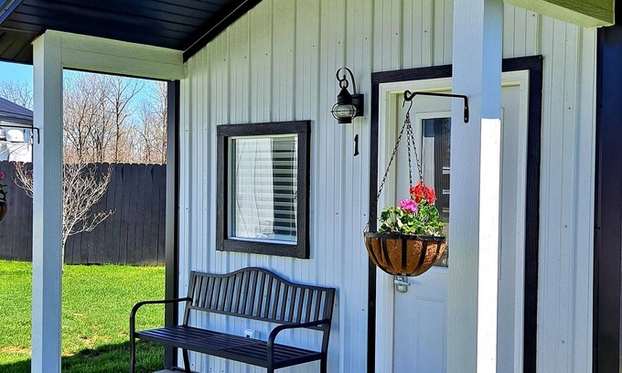 Lebanon Cottage | Quaint Cottage