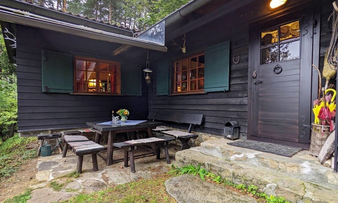 Hochegg House | Quaint hunting lodge in Edlitz in the middle of the forest