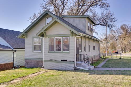 Omaha House | Quaint Omaha Home Less Than 5 Mi to Downtown!