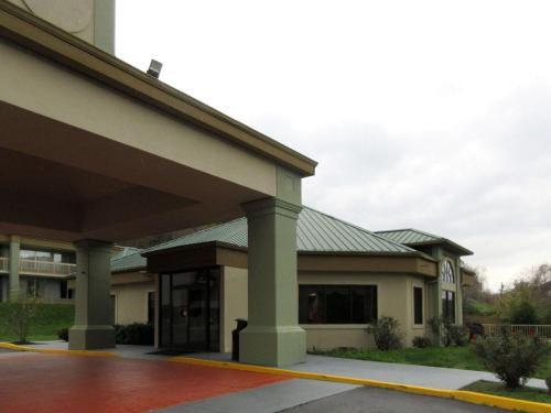 Harriman Hotel | Quality Inn Harriman