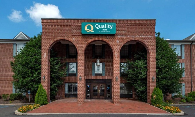 Lansdale Hotel | Quality Inn Montgomeryville-Philadelphia