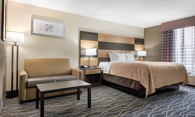 Lafayette Hotel | Quality Inn & Suites Lafayette I-65