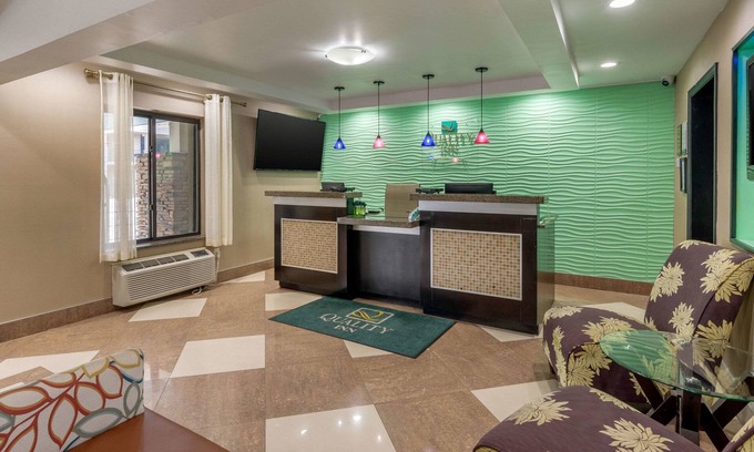 Covington Hotel | Quality Inn