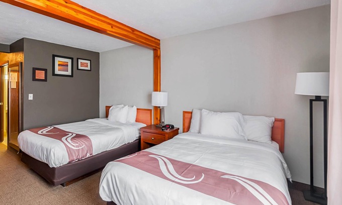 Salisbury Hotel | Quality Inn