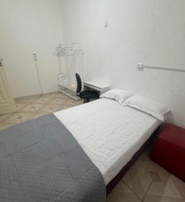 Nazare House | Quarto Privativo na Esquina do Círio de Nazare, Area Nobre, Central de Ar e Wi-fi, - Terreo1
