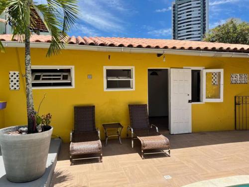 Rio Vermelho Apartment | Quartos na Casa Amarela