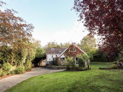 Colwyn Bay House | Queen's Cottage